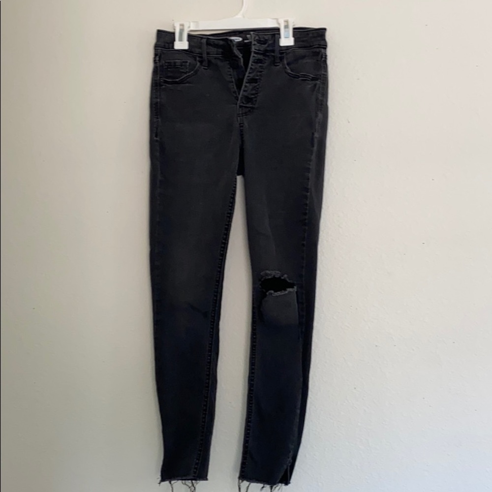 Black skinny jeans